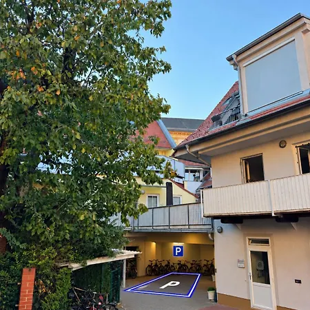 Urban Nest Apartman